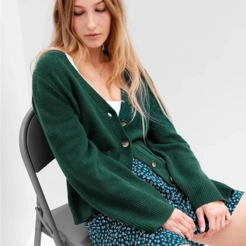 Gap CashSoft Pocket Cardigan in Junebug Green, size L, NWT